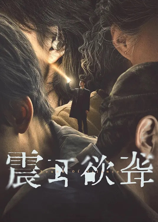 丰乳肥臀女技师按摩乳推炮友啪啪服务一番抱着双腿打桩翘起大屁股一下下撞击各种姿势换着操最后内射 - CB影视