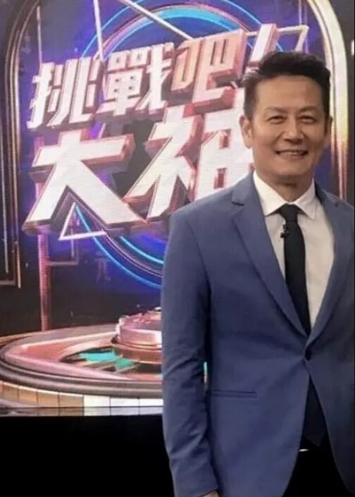 小陈头星选探花新人刚下海做兼职 - CB影视
